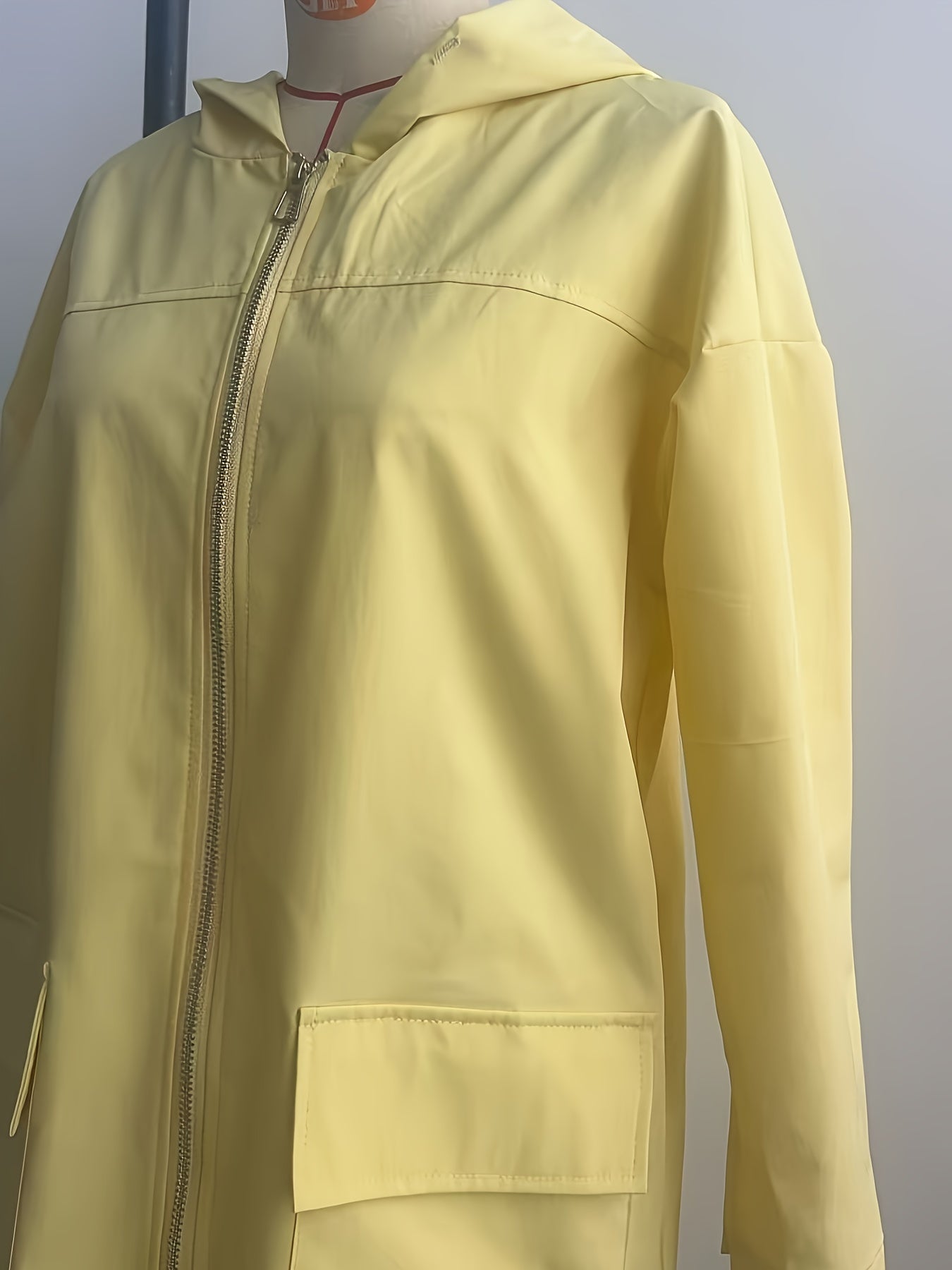 Lightweight Hooded Drawstring Jacket