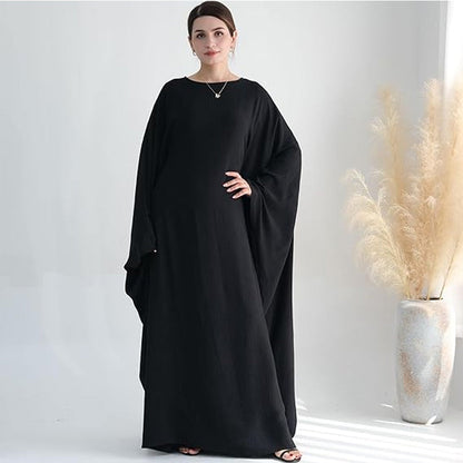 Loose and elegant batwing sleeve robe