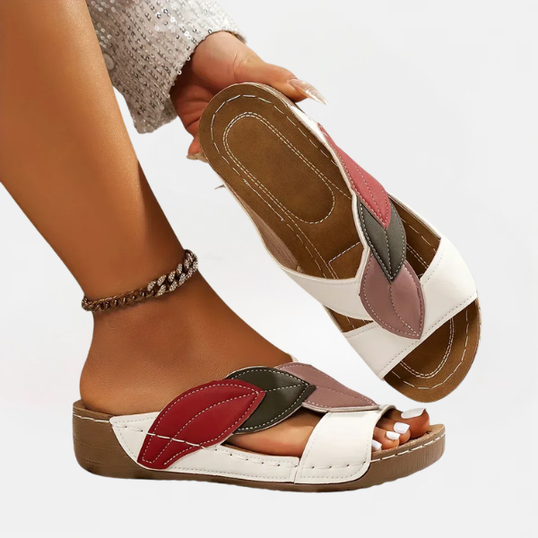 Soleigh – Ergonomic Slip-On Sandals for Everyday Comfort