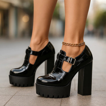 VIVIENNE ARLO BLOCK HEELS