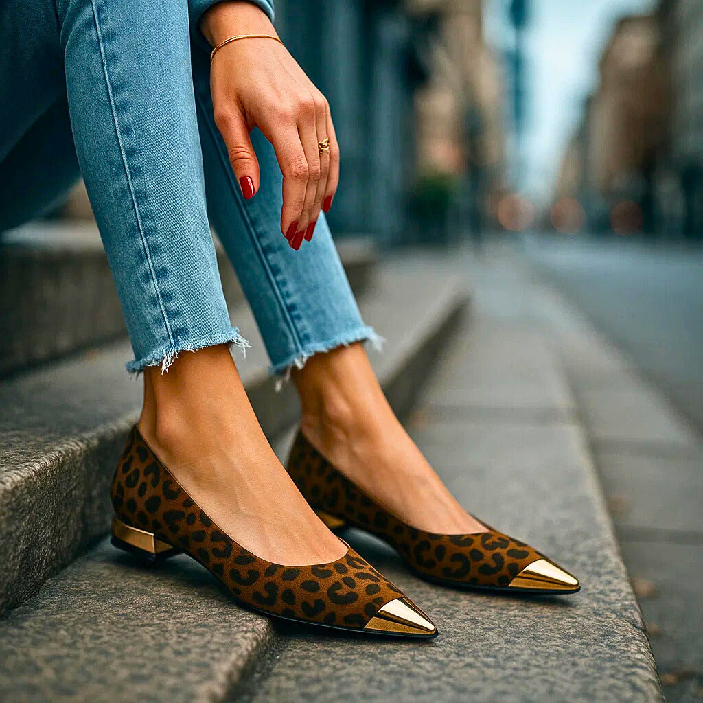 AVELINE GOLD-POINT FLATS