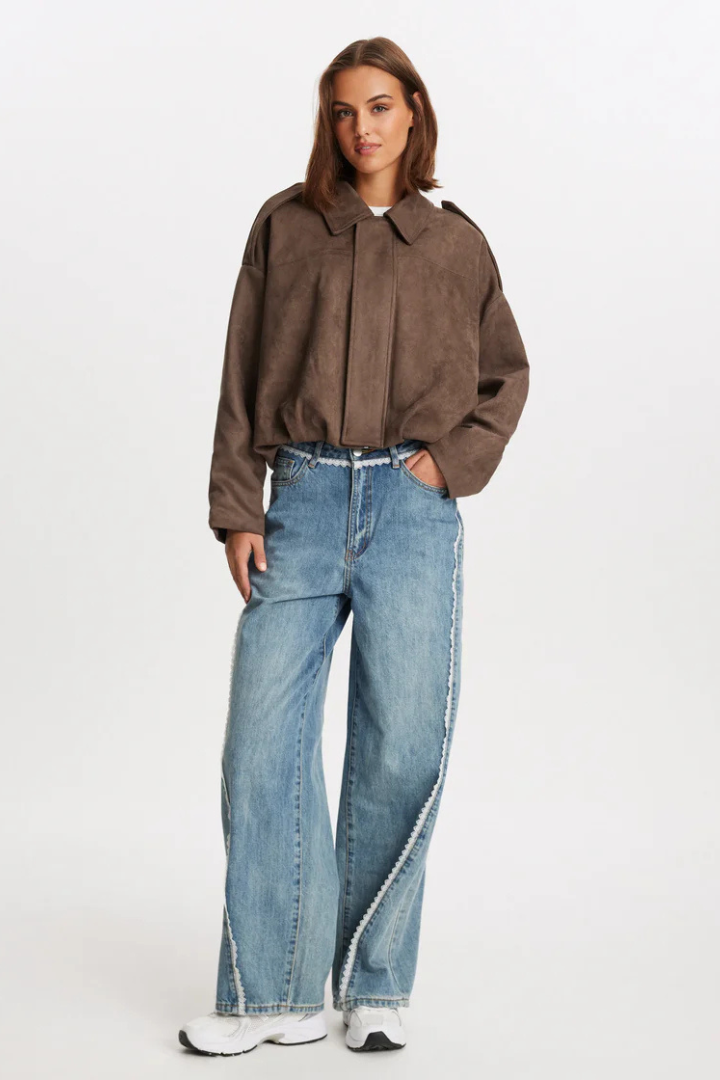 Aurrelia | Textured Oversized Bomber Jacket
