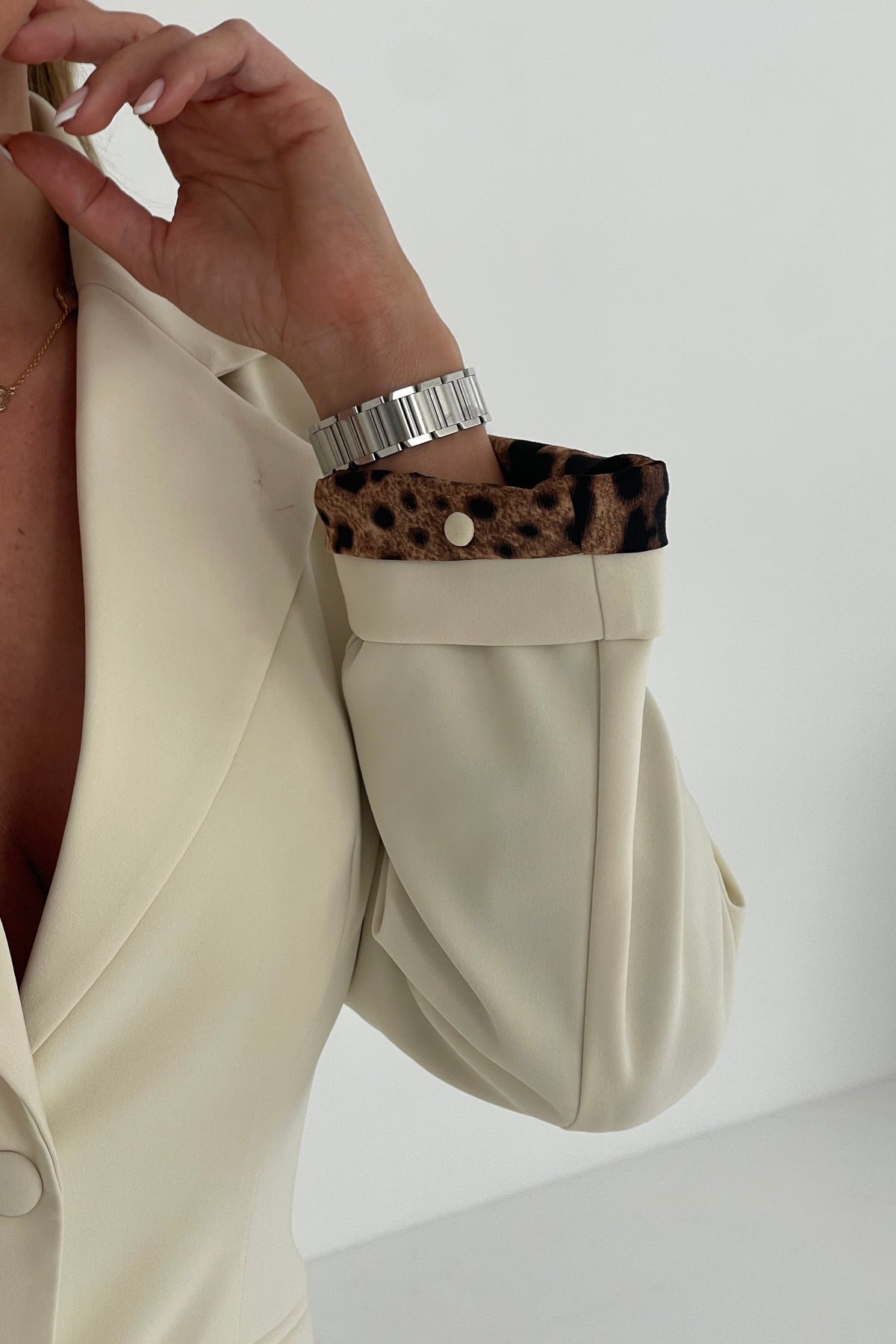 Stevie Classic Fitted Blazer Ivory