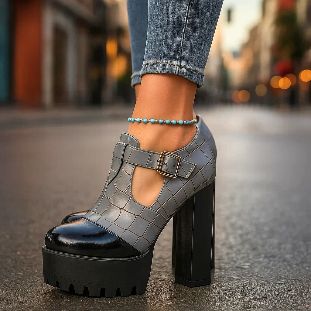 VIVIENNE ARLO BLOCK HEELS
