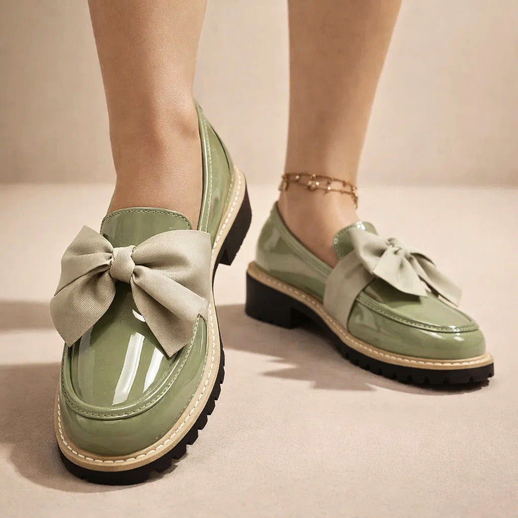 VIVIENNE BELLE LOAFERS